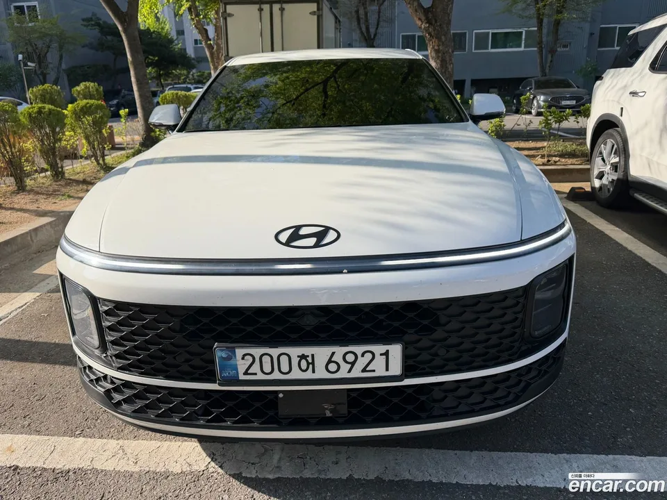 Hyundai Grandeur Hybrid 2025 — фото 1, купить с доставкой в Москву
