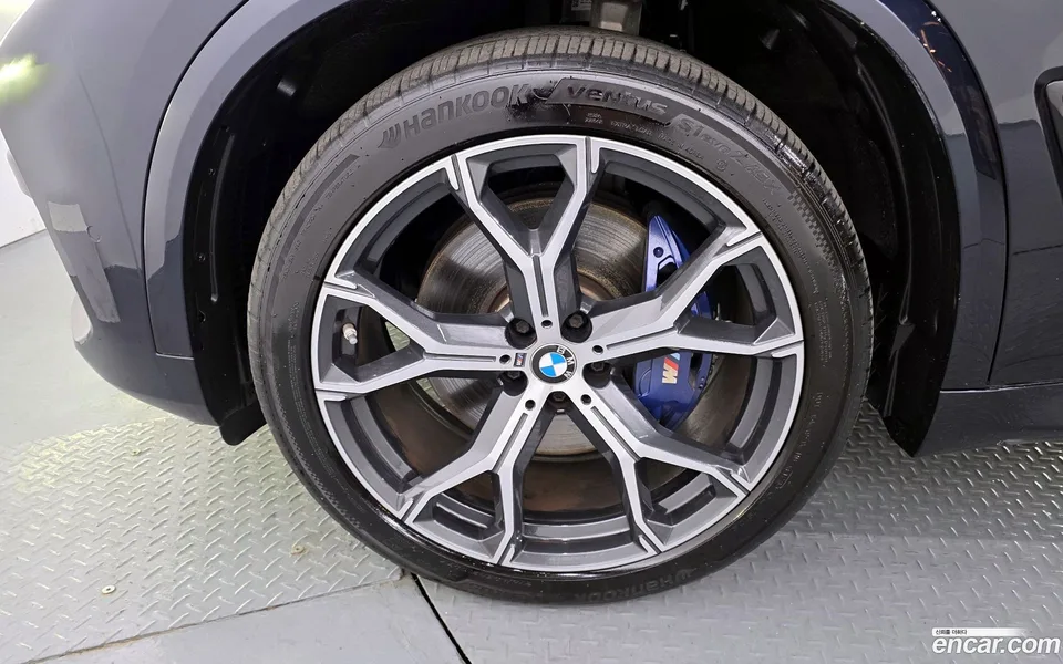 BMW X5 xDrive 30d M 2022 — миниатюра 5