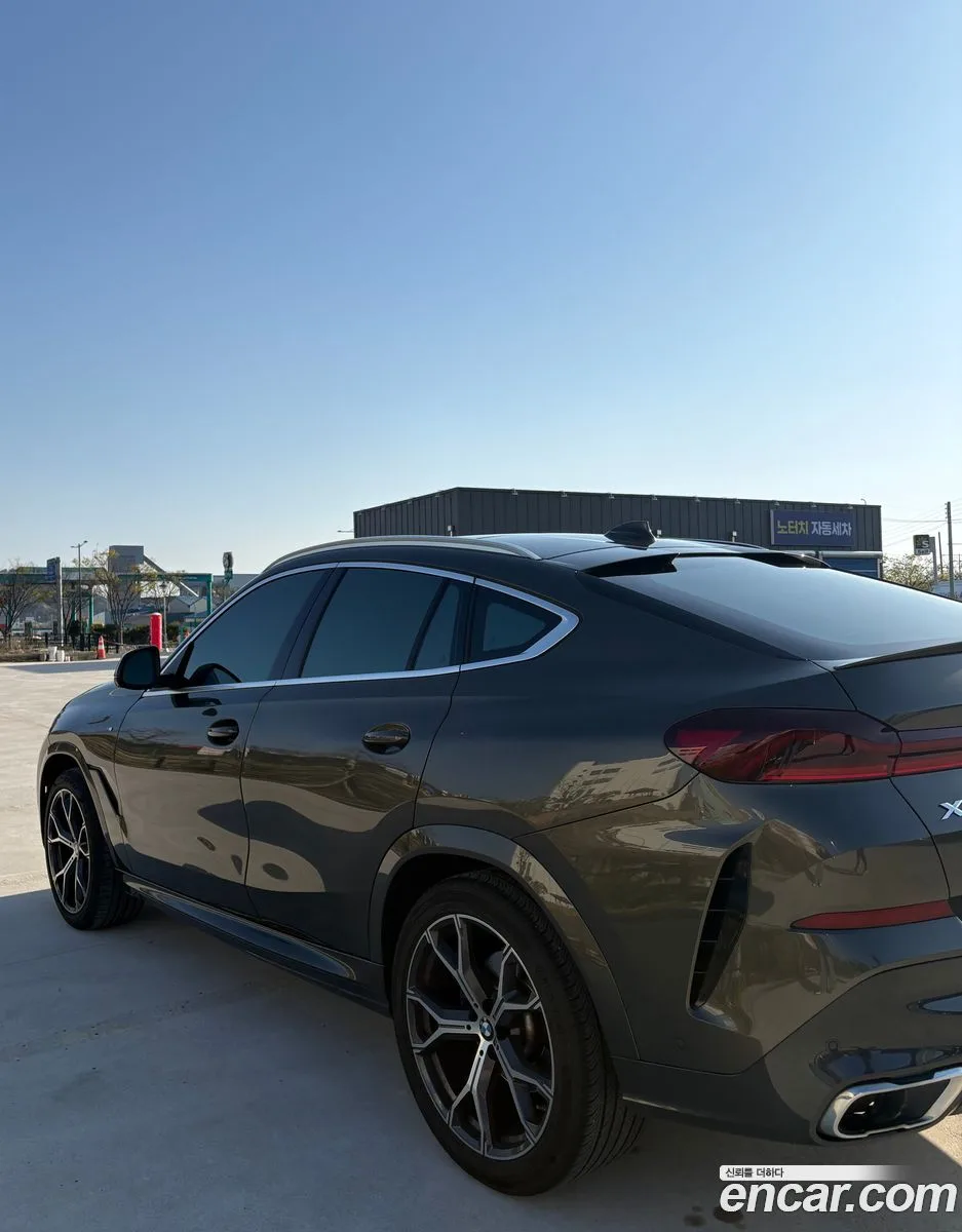BMW X6 xDrive40i M 2022 — миниатюра 3