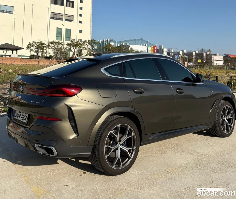 BMW X6 xDrive40i M 2022 — миниатюра 4