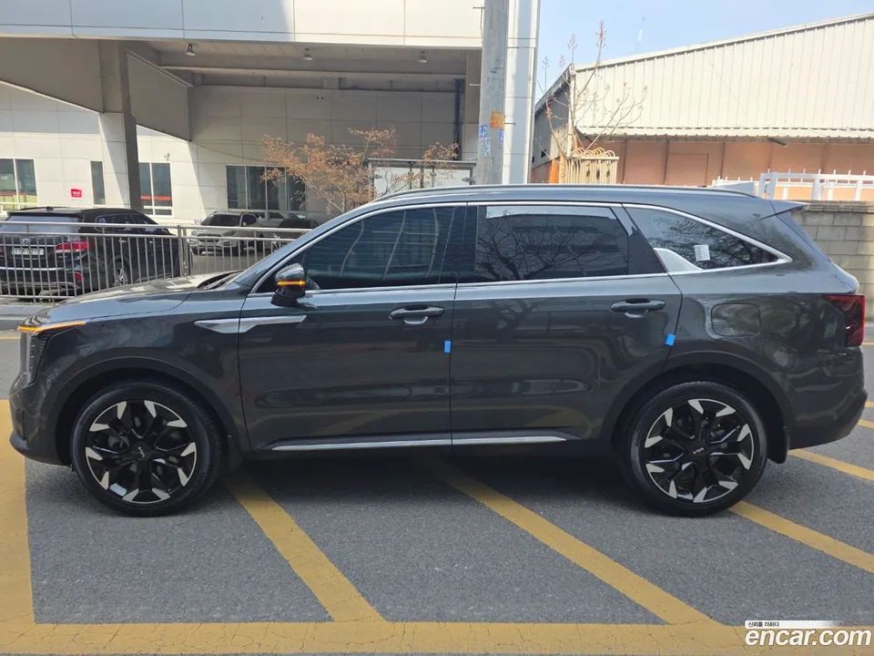 Kia Sorento 2.2 2WD 2024 — миниатюра 3
