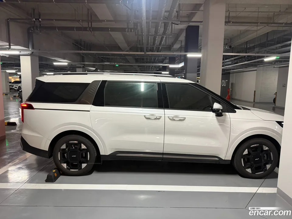 Kia Carnival HEV 9 2025 — миниатюра 3