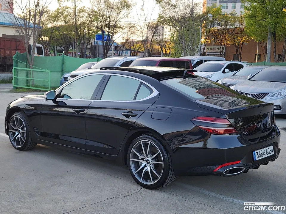 Genesis G70 2.5T 4WD 2023 — миниатюра 5