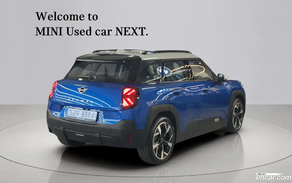 MINI Aceman E 2025 — миниатюра 2