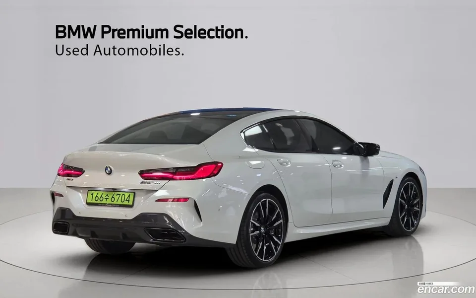 BMW 8 Series M850i xDrive 2025 — миниатюра 2