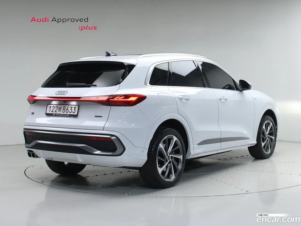 Audi Q5 (80A) 40 TDI S Line 2025 — миниатюра 2