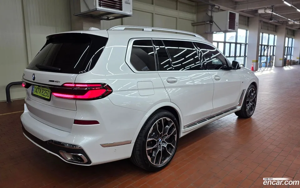 BMW X7 xDrive 40i M 6 2025 — миниатюра 3