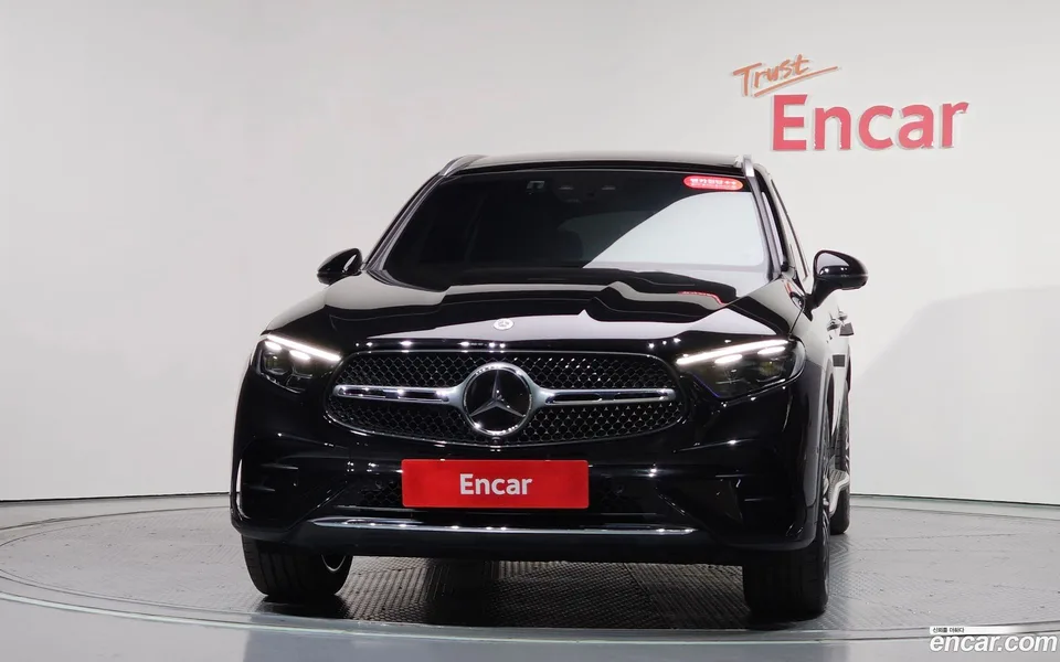 Mercedes-Benz GLC-Class GLC300 4MATIC AMG Line 2023 — миниатюра 3