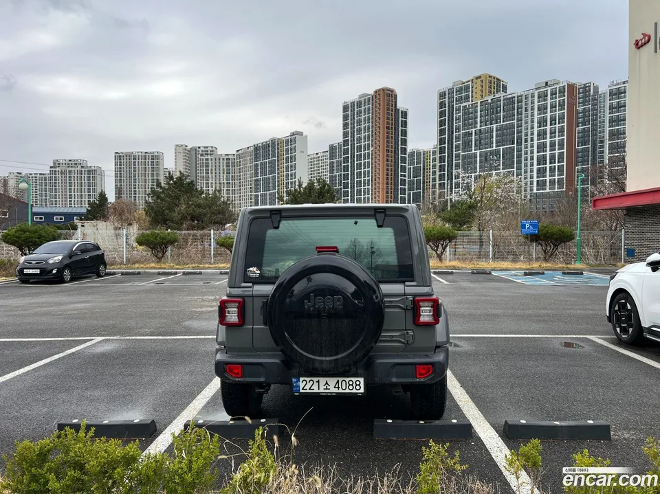 Jeep Wrangler 2.0 4 2022 — миниатюра 5