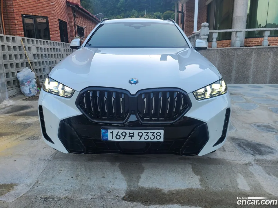 BMW X6 xDrive30d M 2025 — миниатюра 2