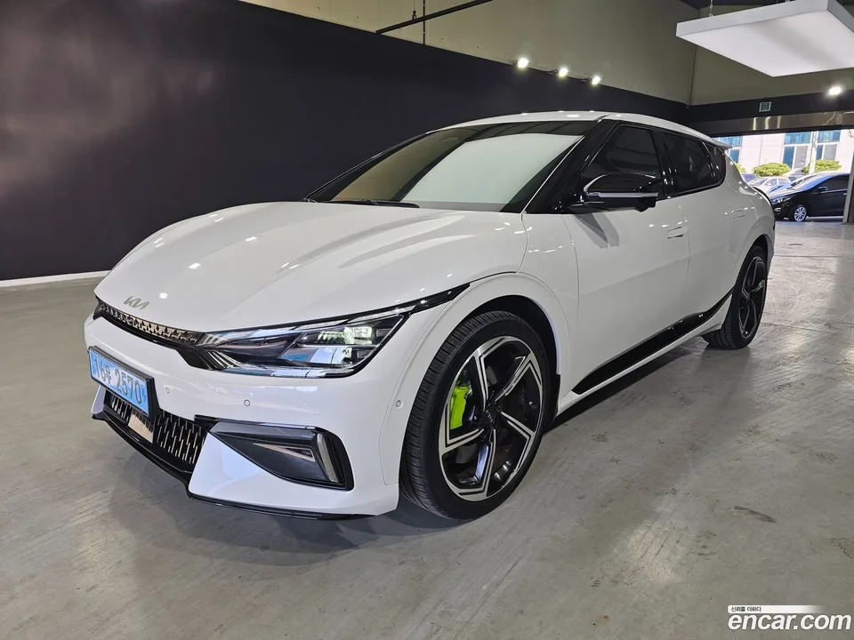 Kia EV6 GT 4WD 2023 — миниатюра 3