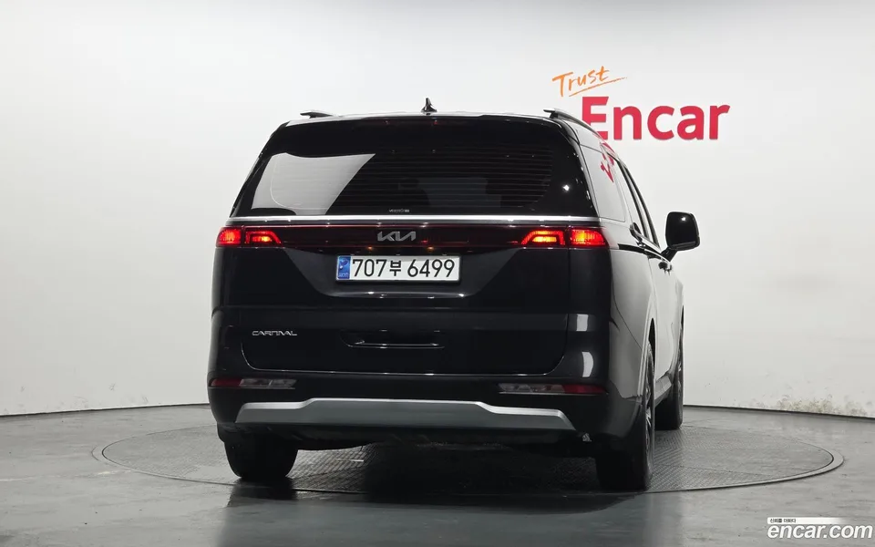 Kia Carnival 11 2023 — миниатюра 4