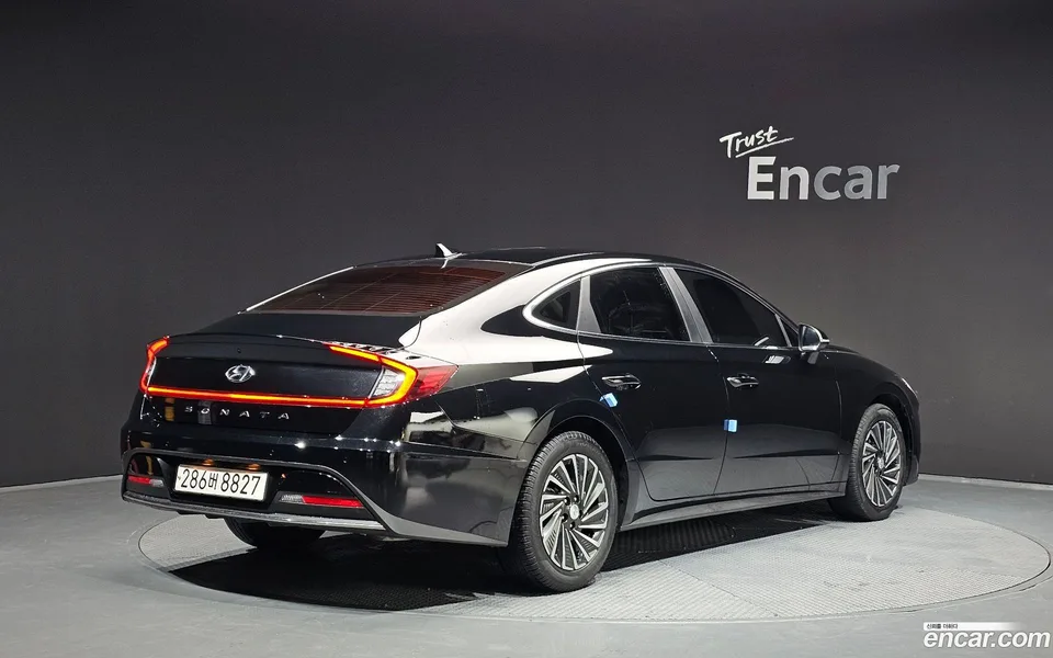 Hyundai Sonata Hybrid 2022 — миниатюра 2