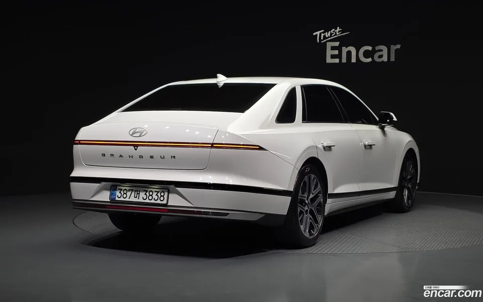 Hyundai Grandeur Hybrid 2024 — миниатюра 2