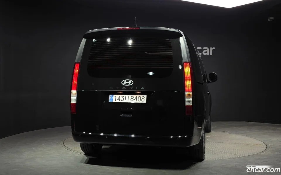 Hyundai Staria L3.5 9 2025 — миниатюра 3