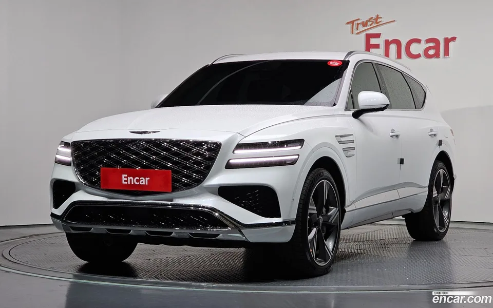 Genesis GV80 2.5T AWD 2025 — фото 1, купить с доставкой в Москву