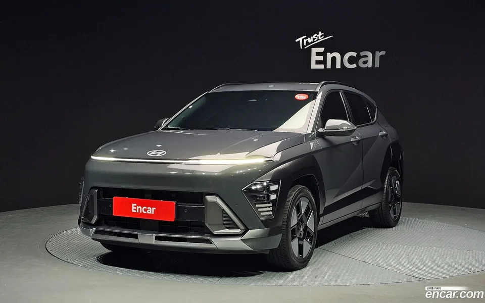 Hyundai Kona Hybrid 2023 — фото 1, купить с доставкой в Москву