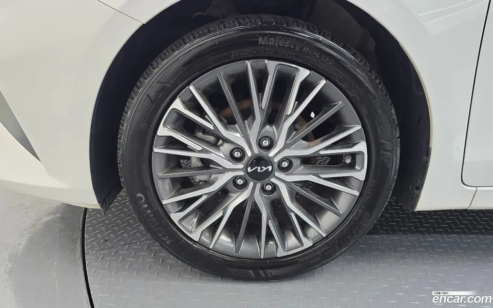 Kia K3 1.6 2024 — миниатюра 5
