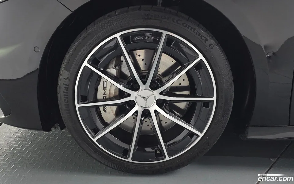 Mercedes-Benz A-Class AMG A35 4MATIC 2024 — миниатюра 5