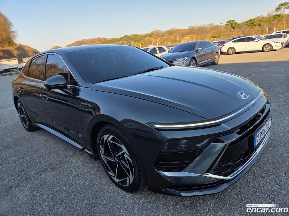 Hyundai Sonata The Edge Hybrid 2025 — миниатюра 2