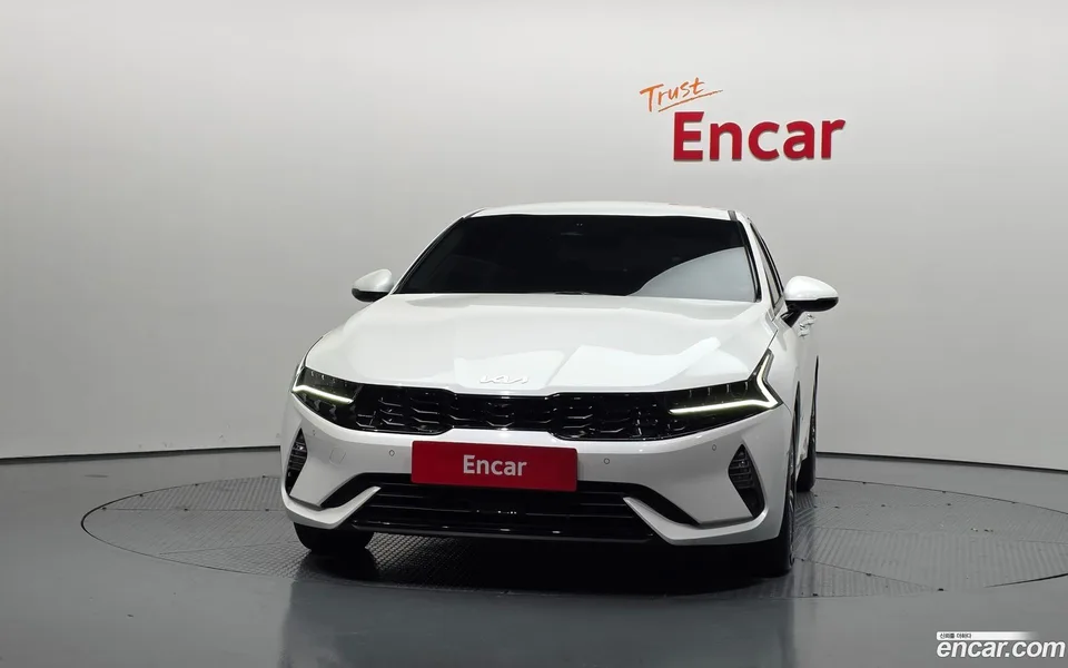 Kia K5 Hybrid 2022 — миниатюра 3