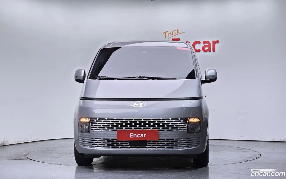 Hyundai Staria HEV 1.6 3 2024 — миниатюра 3