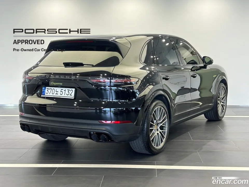 Porsche Cayenne 3.0 E- 2023 — миниатюра 4