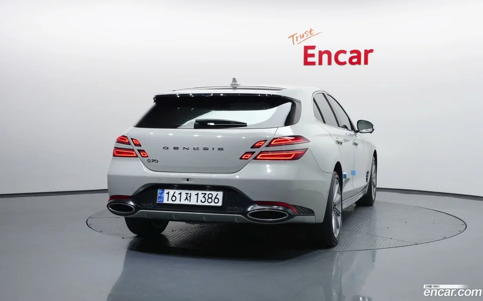 Genesis G70 Shooting Brake 2.5T 2WD 2024 — миниатюра 4