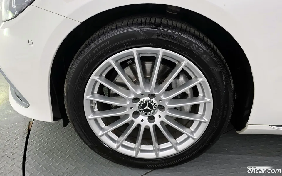 Mercedes-Benz E-Class E250 2022 — миниатюра 5