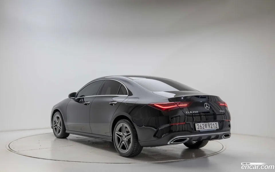 Mercedes-Benz CLA-Class CLA250 4MATIC 2025 — миниатюра 2