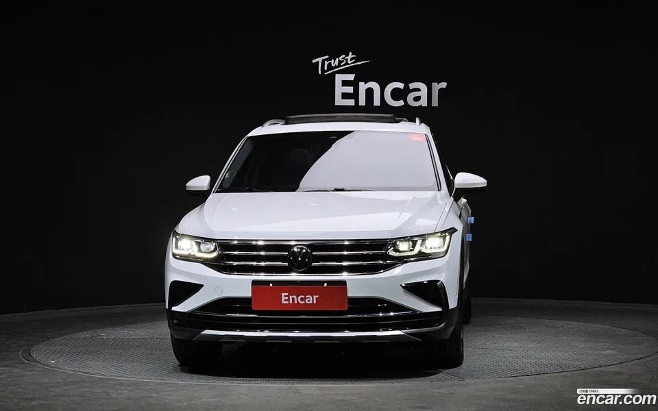 Volkswagen Tiguan 2.0 TDI 2023 — миниатюра 3