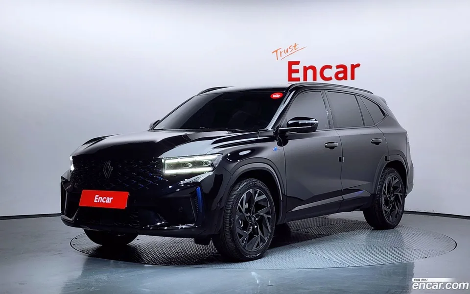 Renault Samsung Grand Koleos 1.5 E-TECH 2WD 2025 — фото 1, купить с доставкой в Москву