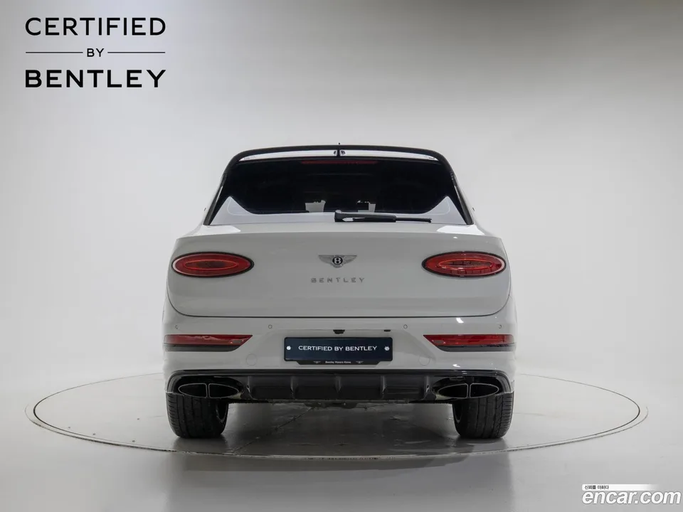 Bentley Bentayga 4.0 V8 EWB 2024 — миниатюра 3