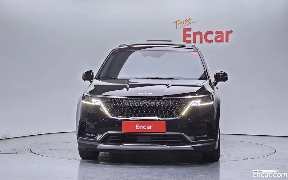 Kia Carnival 7 2023 — миниатюра 3