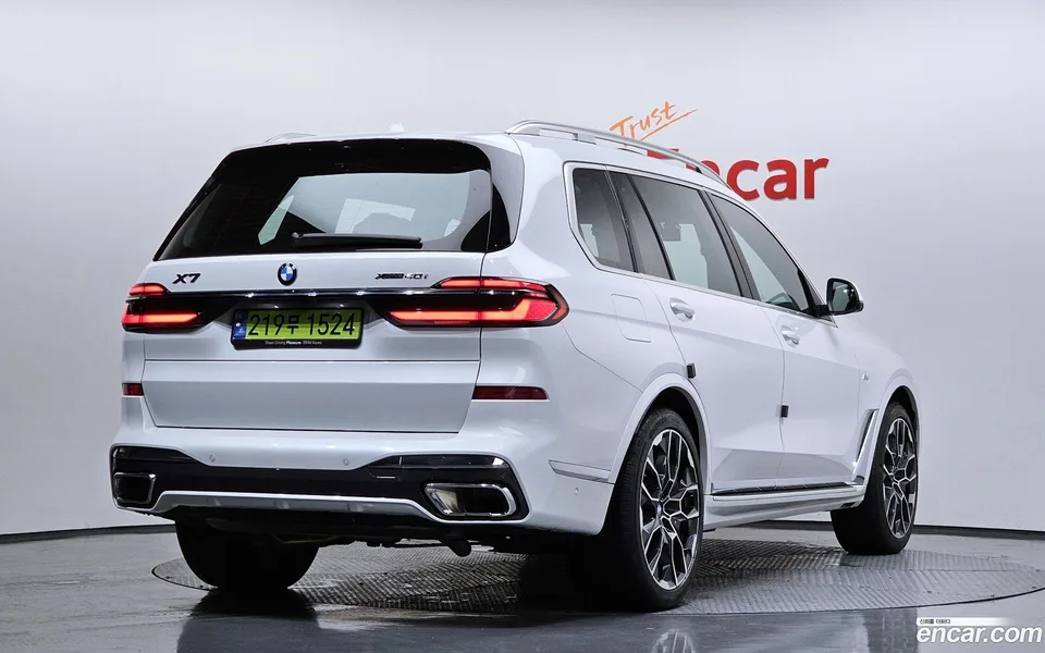 BMW X7 xDrive 40i M 6 2024 — миниатюра 2