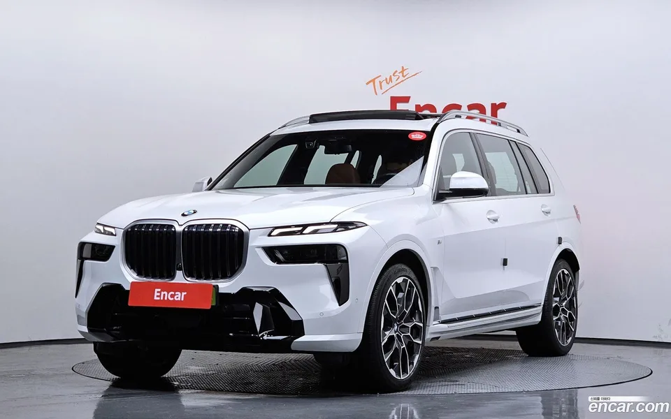 BMW X7 xDrive 40i M 6 2024 — фото 1, купить с доставкой в Москву