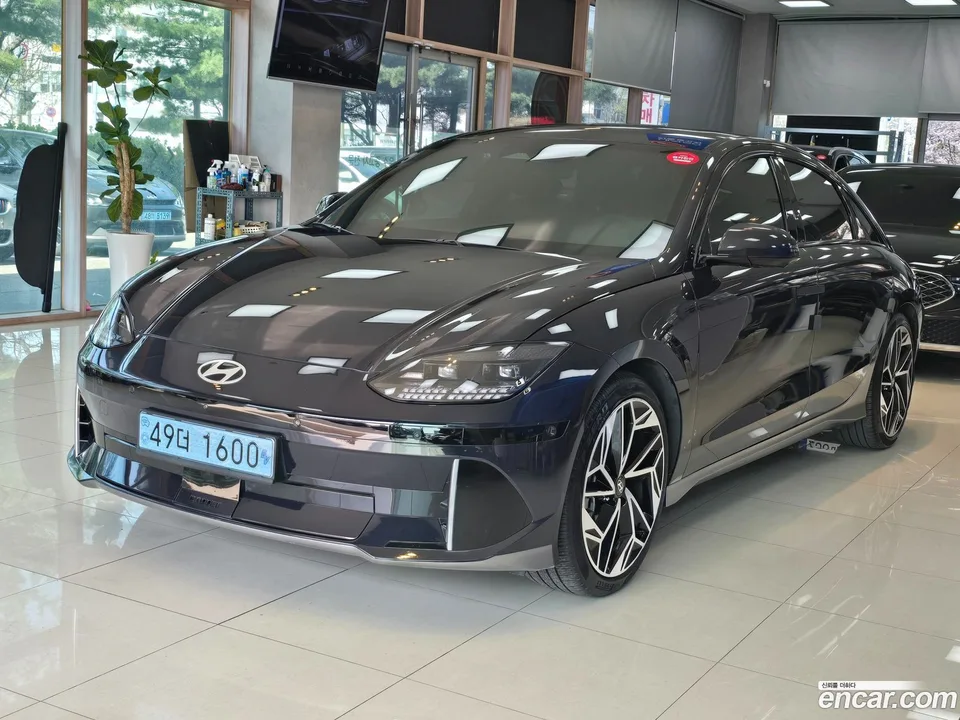 Hyundai Ioniq 6 AWD 2023 — фото 1, купить с доставкой в Москву