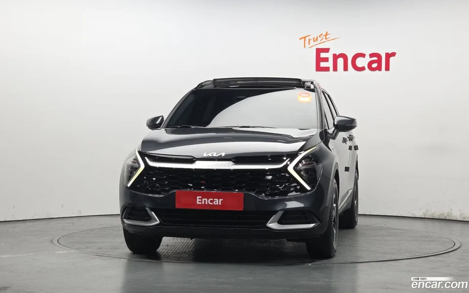Kia Sportage 2.0 2WD 2023 — миниатюра 3