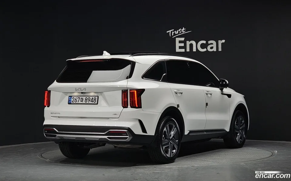 Kia Sorento HEV 1.6 2WD 2023 — миниатюра 2