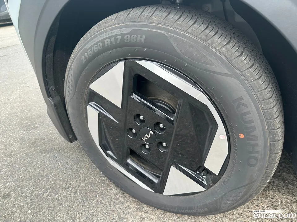 Kia EV3 2WD 2026 — миниатюра 5