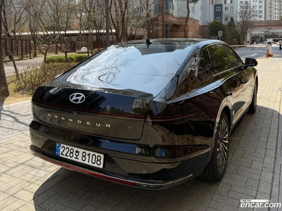 Hyundai Grandeur Hybrid 2025 — миниатюра 3