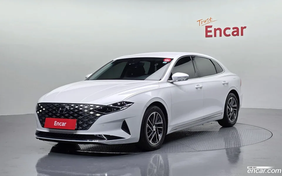 Hyundai Grandeur IG 2.5 2022 — фото 1, купить с доставкой в Москву