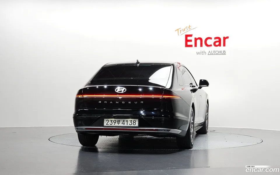 Hyundai Grandeur 2.5 2WD 2023 — миниатюра 4