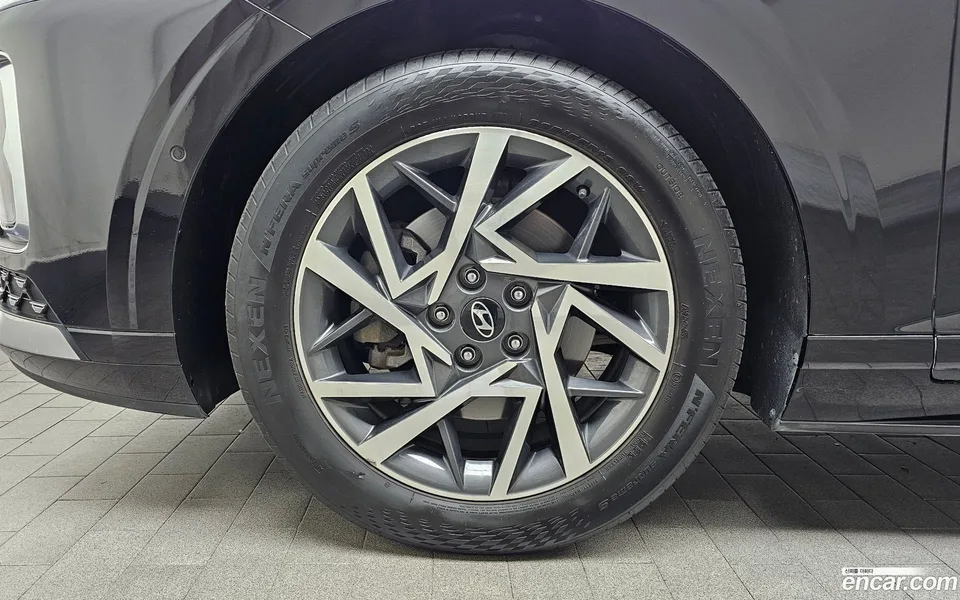 Hyundai Grandeur 2.5 2WD 2023 — миниатюра 5