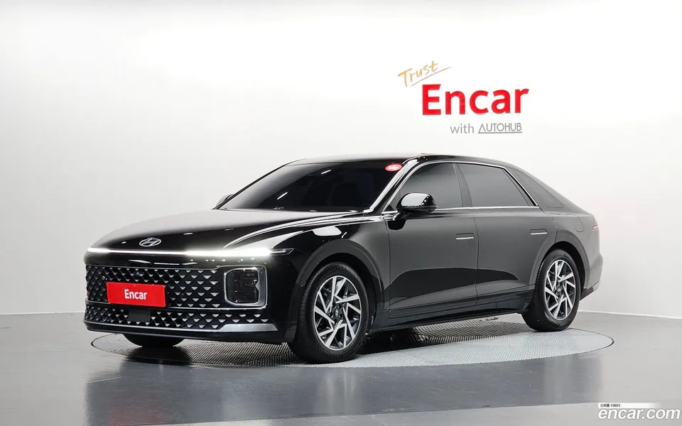 Hyundai Grandeur 2.5 2WD 2023 — фото 1, купить с доставкой в Москву