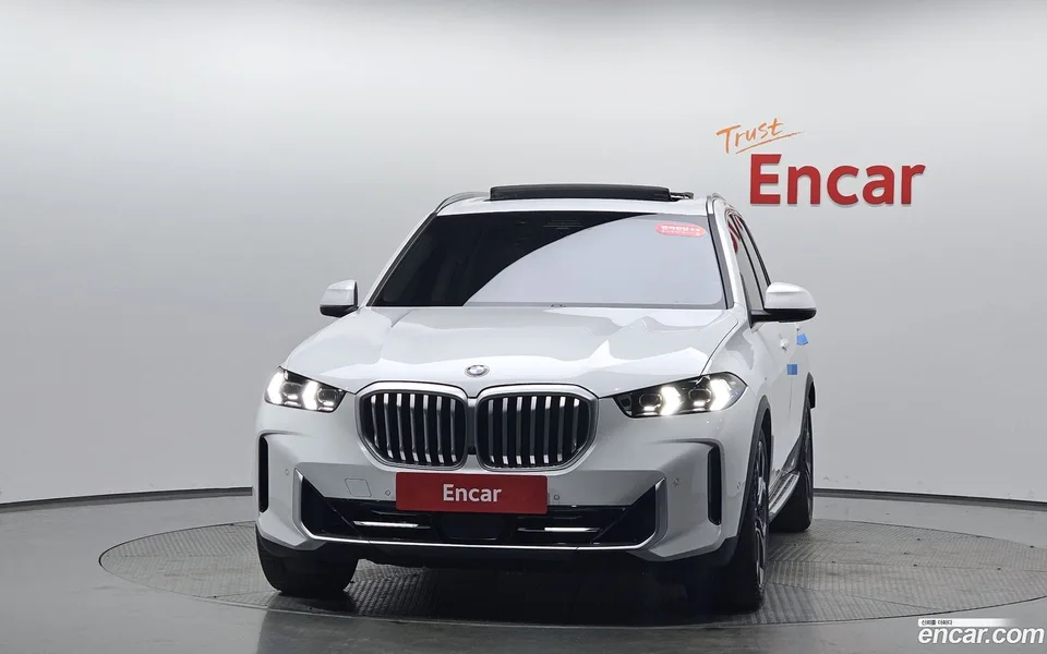 BMW X5 xDrive 40i xLine 2024 — миниатюра 3