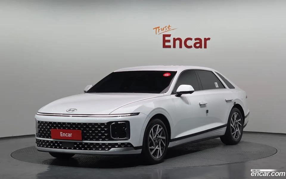 Hyundai Grandeur Hybrid 2025 — фото 1, купить с доставкой в Москву