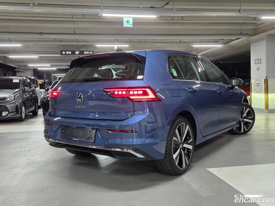 Volkswagen Golf 2.0 TDI 2026 — миниатюра 2