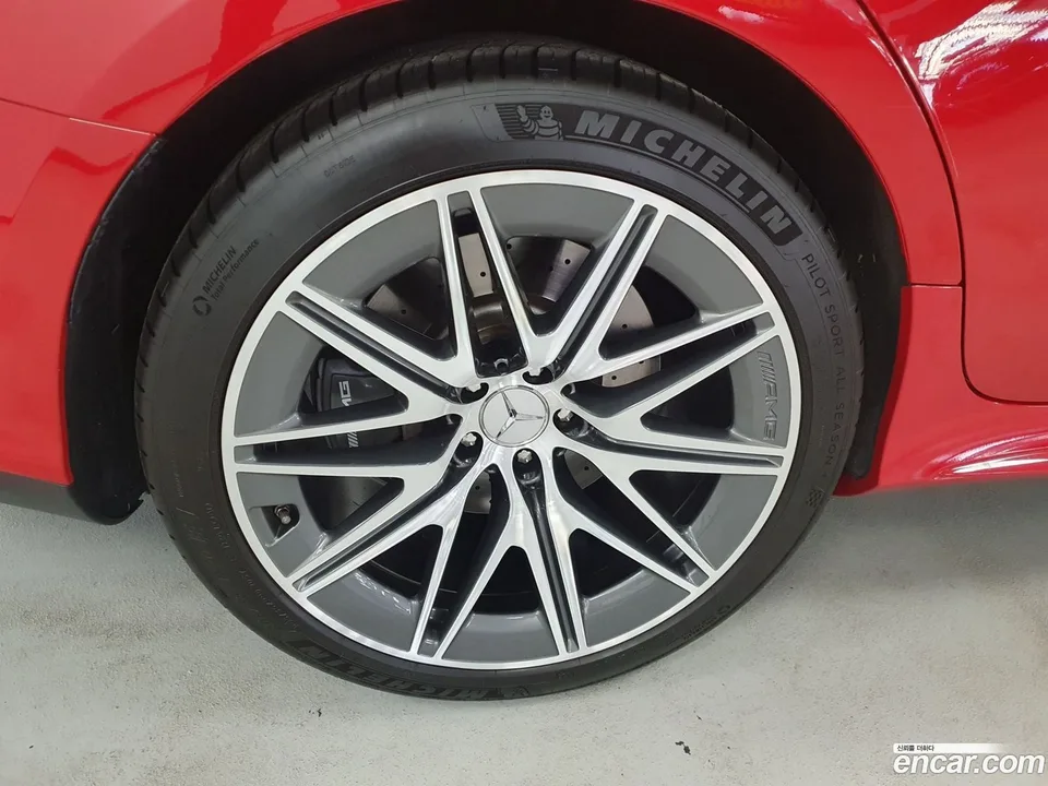 Mercedes-Benz AMG GT 4 43 4MATIC+ 2022 — миниатюра 5