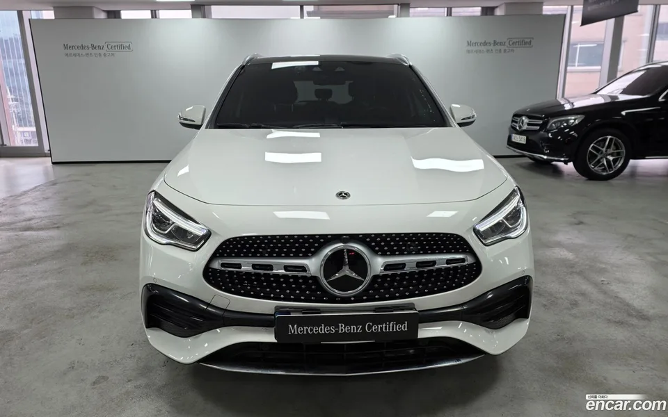 Mercedes-Benz GLA-Class GLA250 4MATIC 2023 — миниатюра 3